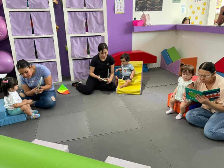 Baby Care - Baby Bilingüe